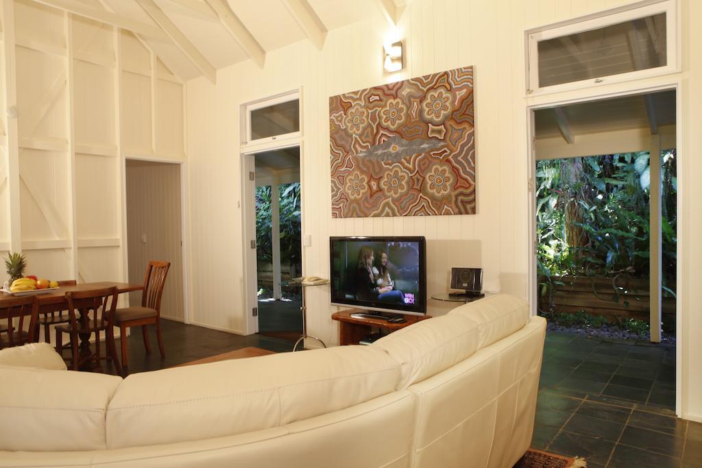 Port Douglas Cottage&Lodge Esterno foto